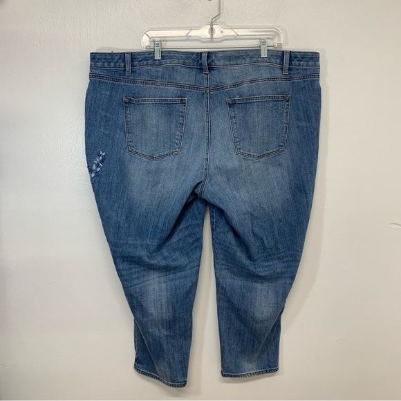 Talbots Flawless Jeans Woman 22W Girlfriend Embroidery Floral Pockets Casual - Picture 4 of 12